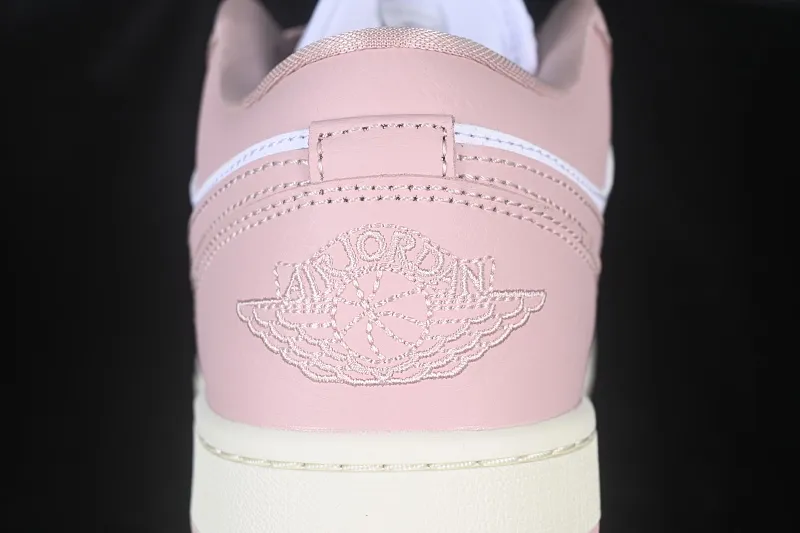 All categories Air Jordan Jordan series basketball shoes Air Jordan 1 Low G version pure original Air Jordan 1 Low AJ1 Joe 1 white pink low-top retro culture basketball shoes DC0774-162